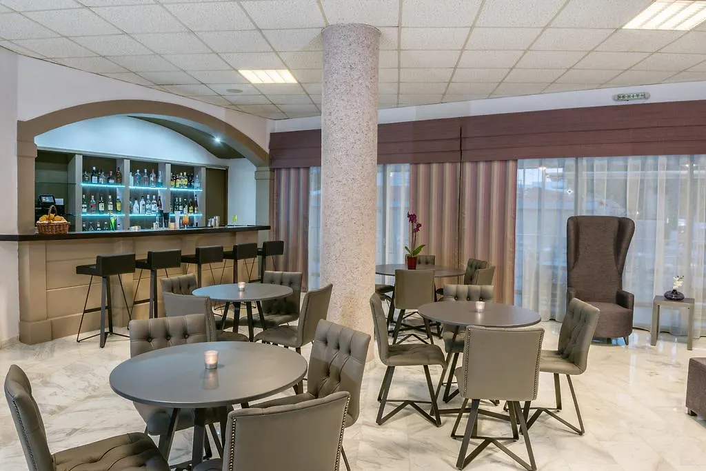 Ariadne Hotel Platanes  Greece