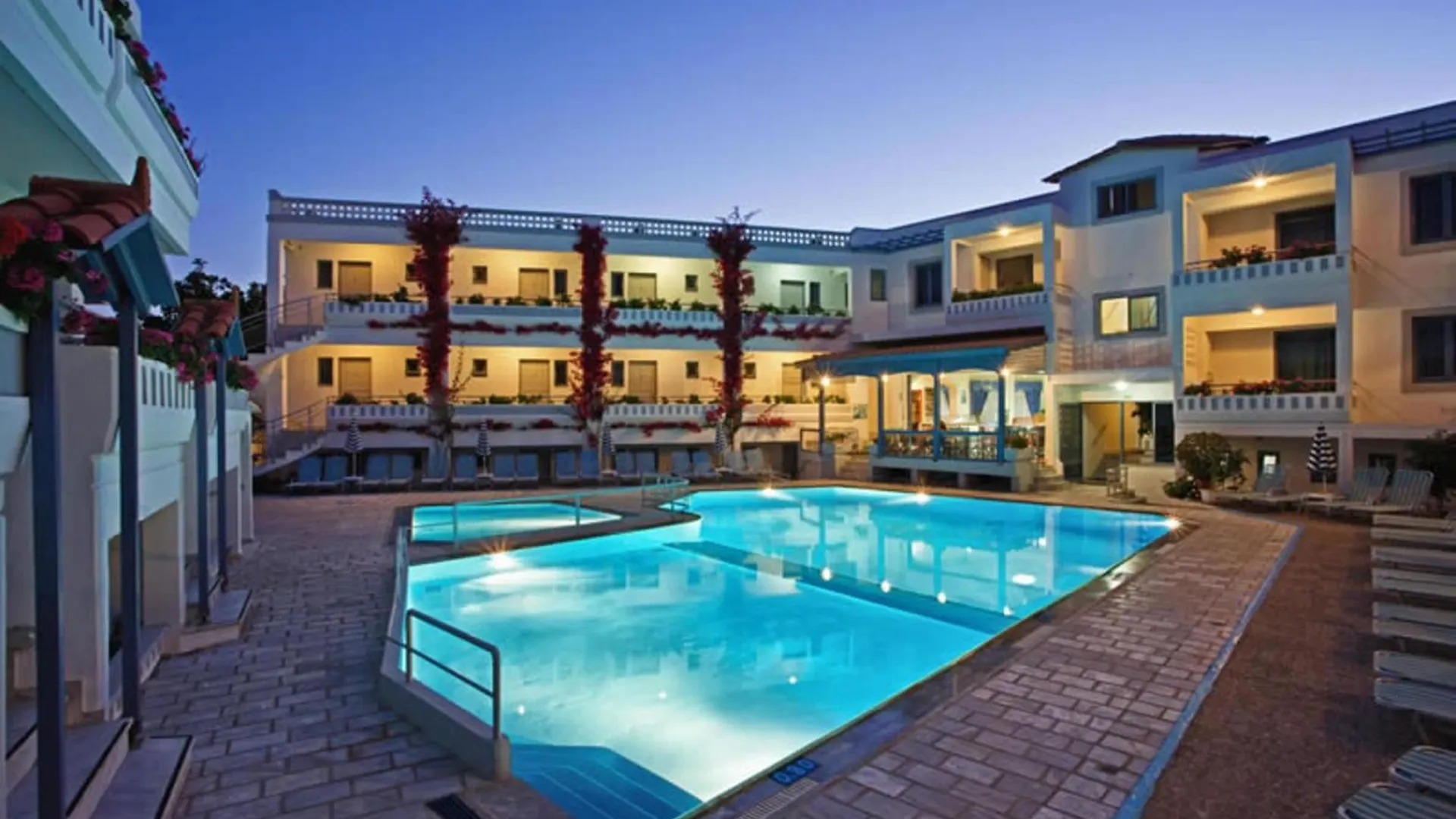 Aparthotel Ariadne Hotel Platanes