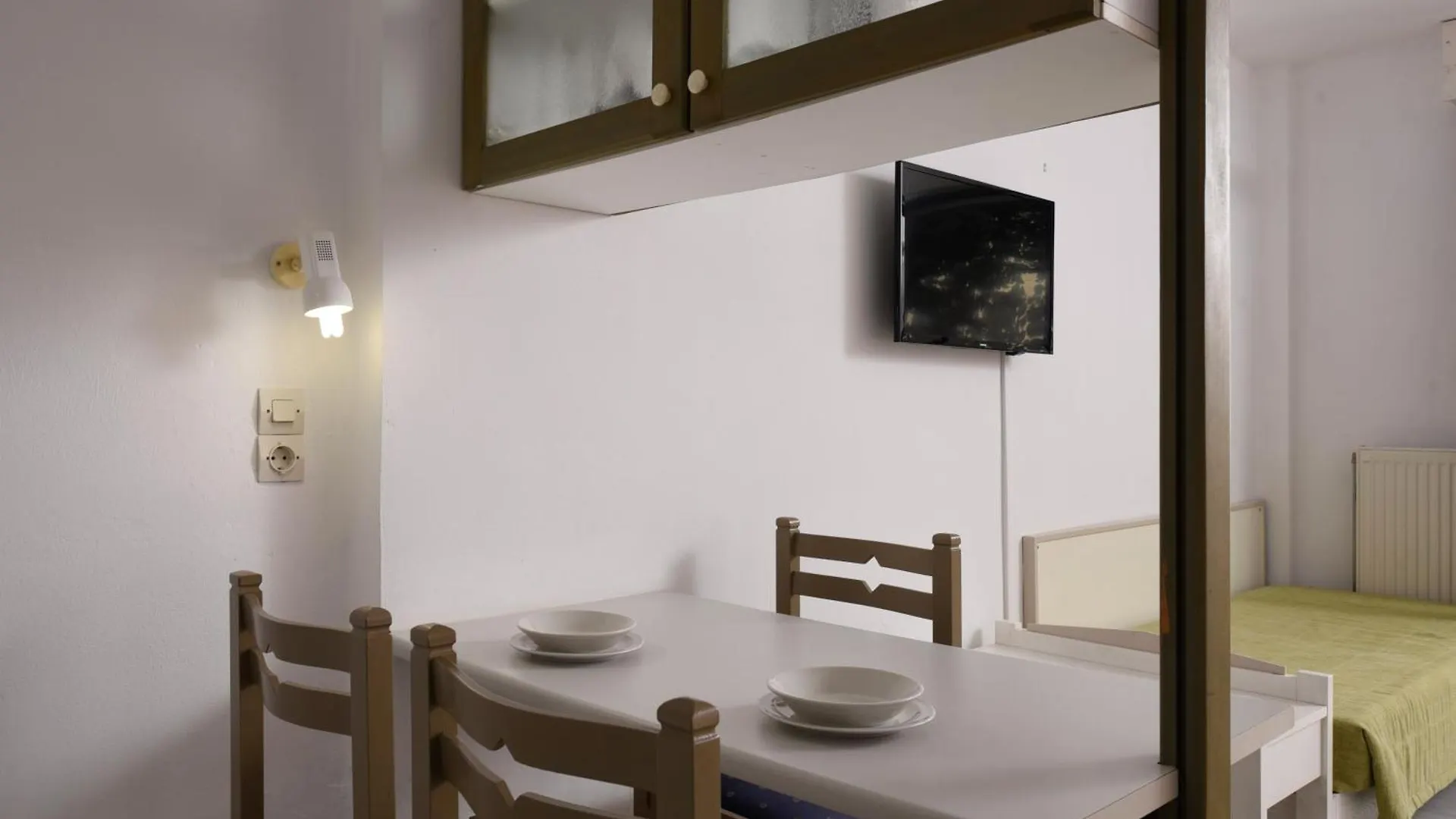 Aparthotel Ariadne Hotel Platanes