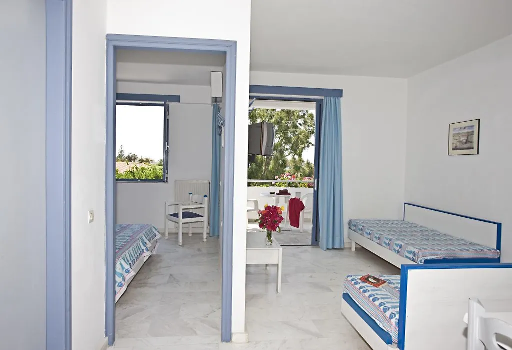 Ariadne Hotel Platanes  Aparthotel