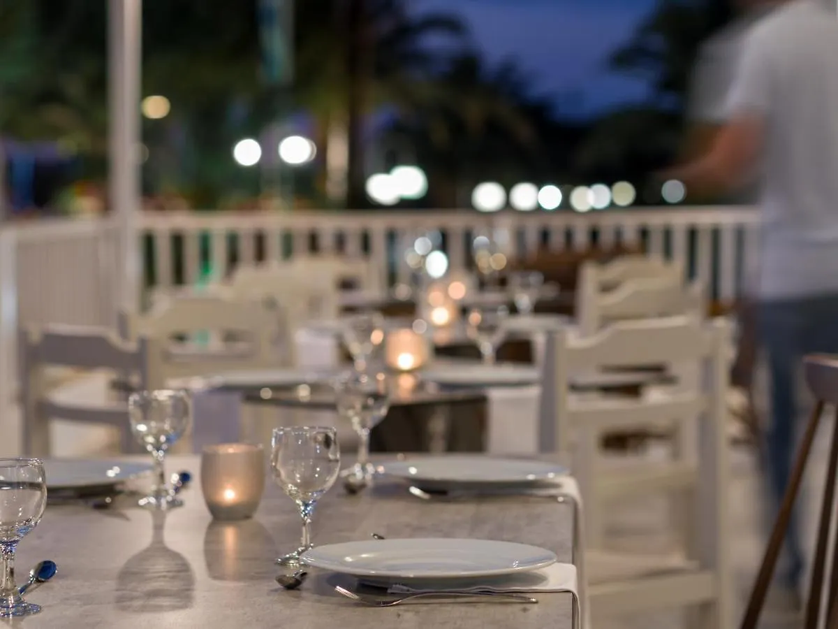 Ariadne Hotel Platanes  Greece