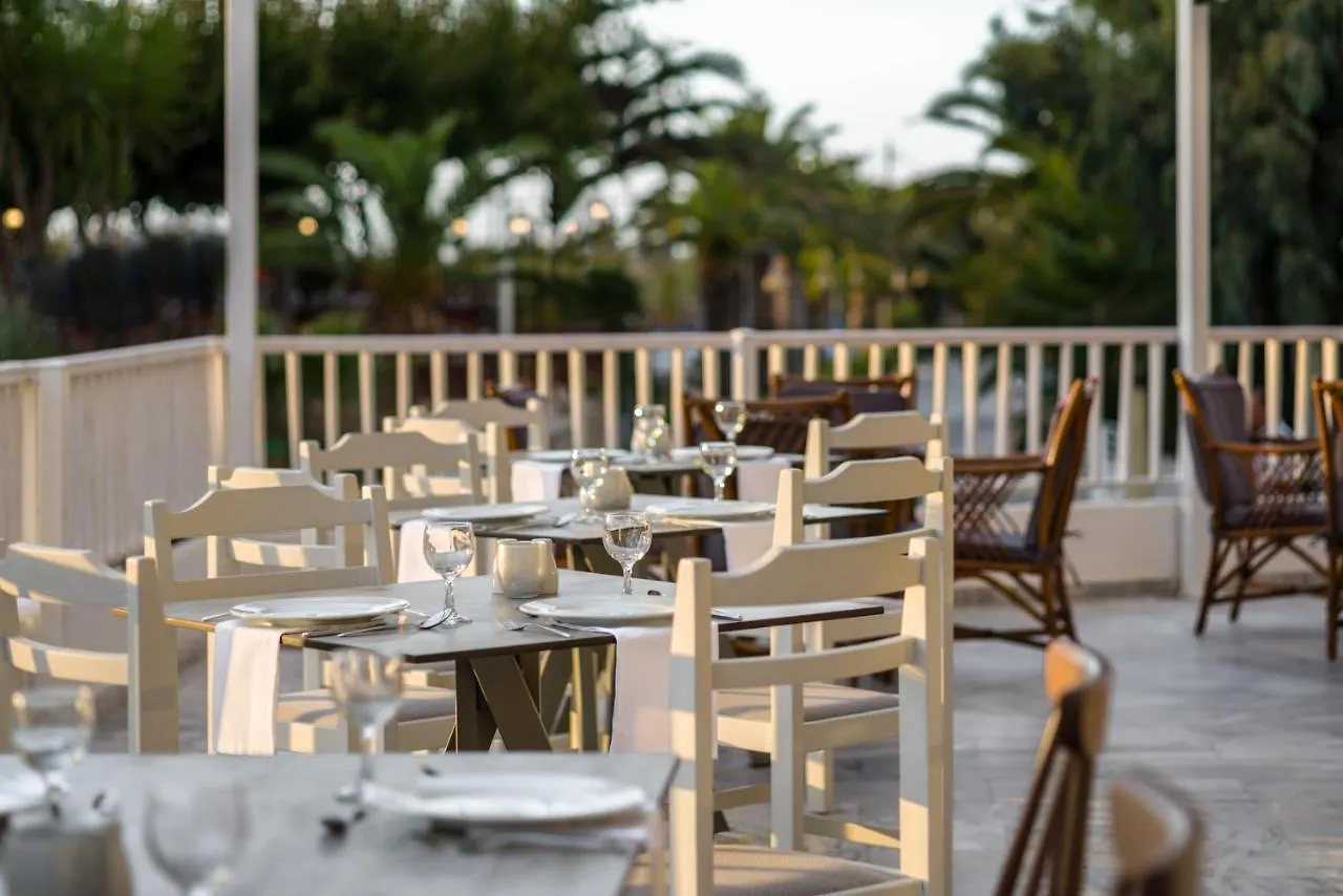 Ariadne Hotel Platanes  Greece