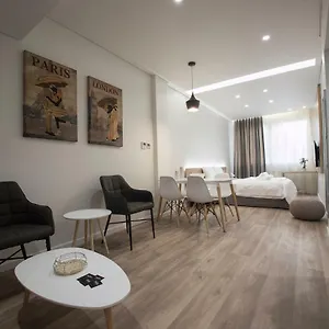 Ornament Suites, Nilie Hospitality Mgmt Apartament